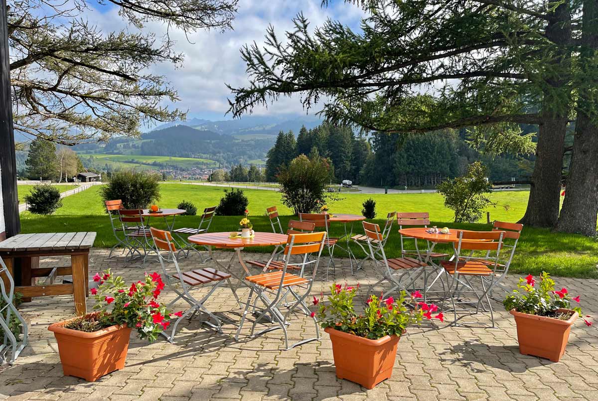 Gemütliche Terrasse in Ofterschwang nach Wanderung